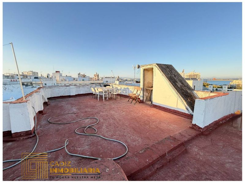 Foto 3894d354-422b-46fb-971d-70dacecf8dd3. Àtic a Centro Histórico Cádiz