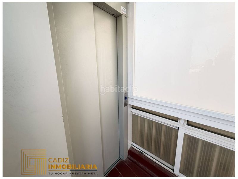 Foto 76377b75-d3fb-41e3-a44d-32125f5e7413. Àtic a Centro Histórico Cádiz