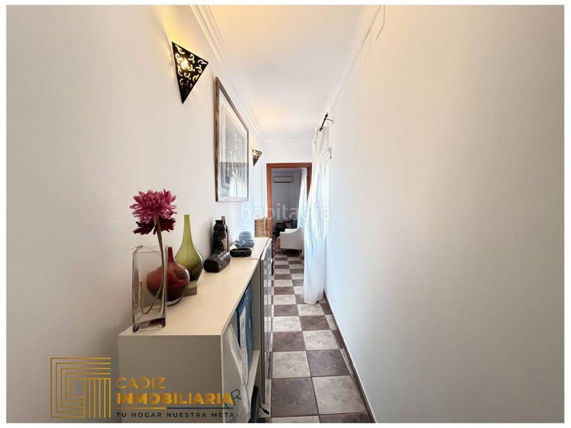 Foto d53d0e9b-47ec-4cb2-9e9f-d78f8c345ad8. Àtic a Centro Histórico Cádiz