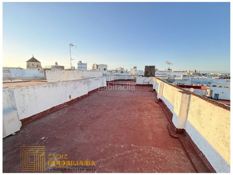 Foto e23fb7b7-07b8-4229-b33d-eb042b059222. Àtic a Centro Histórico Cádiz