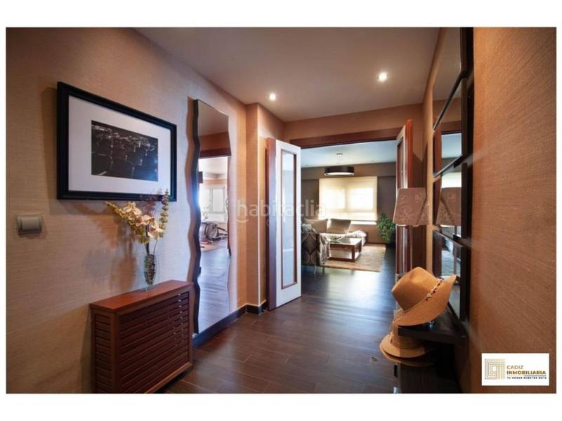 Foto 9a2588d2-76d4-4263-8047-7f6916b73799. Piso espectacular vivienda frontal al mar en Paseo Marítimo - San José - La Laguna Cádiz