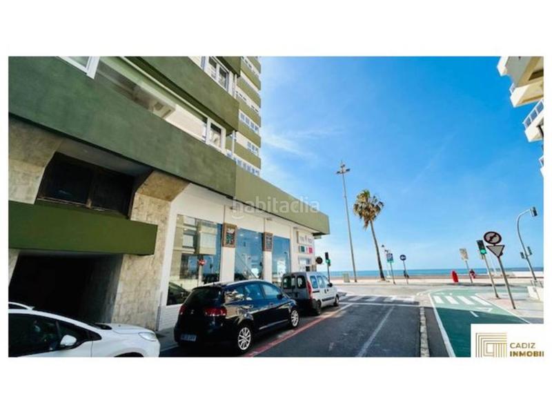 Foto a37379e7-82c4-4257-8d0c-2b627ef6932e. Piso espectacular vivienda frontal al mar en Paseo Marítimo - San José - La Laguna Cádiz