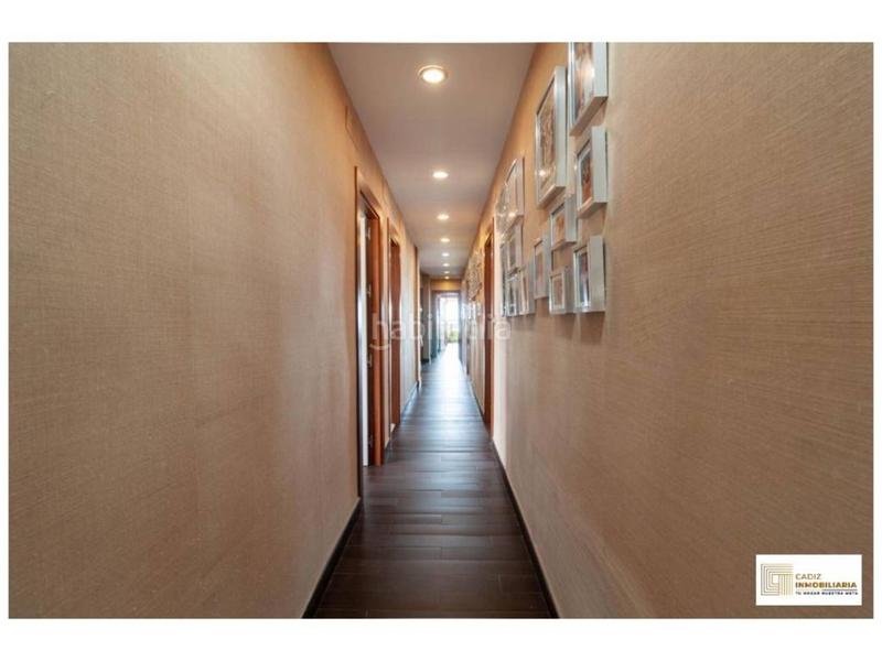 Foto e370f2bb-6e43-4ca2-a3a2-0d6dc5ab6b9d. Piso espectacular vivienda frontal al mar en Paseo Marítimo - San José - La Laguna Cádiz