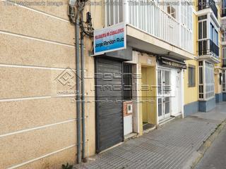 Local Comercial a El Cristo - Cayetano Roldán