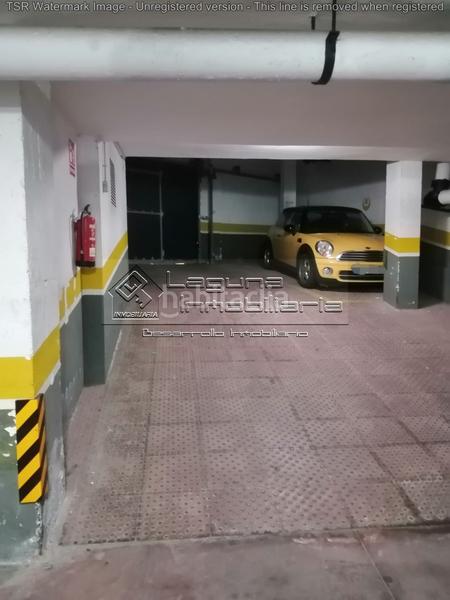 Foto 33688704-36c8-47f3-8530-8f630ee684f7. Parking coche en Paseo Marítimo - San José - La Laguna Cádiz