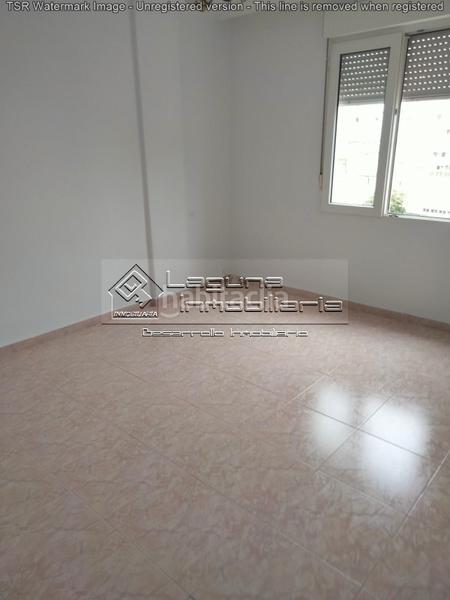 Foto 11ceb15d-b39b-45d4-b5c0-bd0ce2476987. Appartement dans astilleros - la paz - loreto - el corte inglés Cádiz