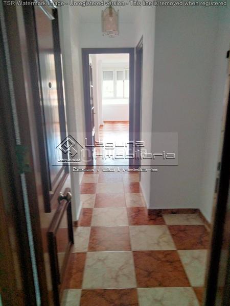 Foto 6d629a50-e0f5-49e5-8894-a97c7ff438a1. Flat in astilleros - la paz - loreto - el corte inglés Cádiz