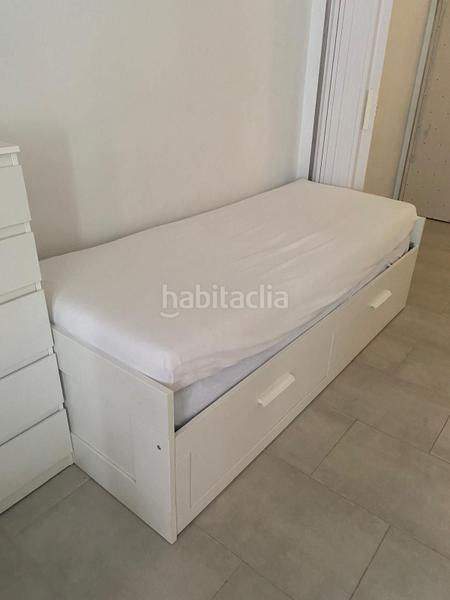 Foto fb6d0902-f963-42a4-8afe-3f47392ab013. Estudi amb calefacció piscina a Parque de la Paloma Benalmádena