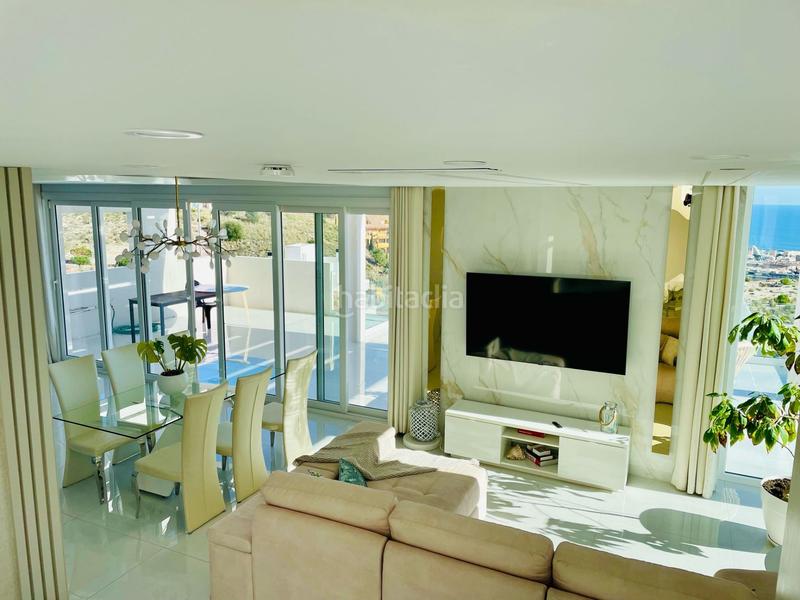 Foto a0bb23a8-2559-47f7-bde3-8beae29374a4. Chalet avec piscine dans Santangelo Benalmádena