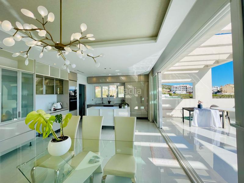 Foto e38edffb-ee2c-419b-9708-ff79fde521f5. Chalet avec piscine dans Santangelo Benalmádena