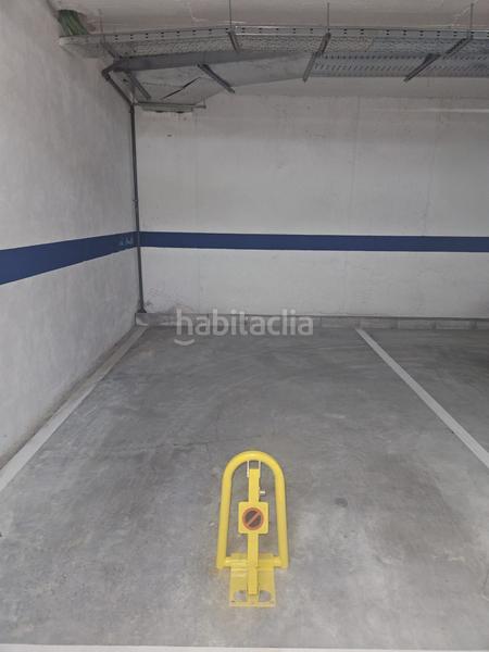 Foto 5c3532e8-7de9-4ebd-9446-e337886b1d4e. Car parking in El Pinillo Torremolinos