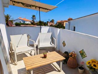Miete Appartement in El Faro de Calaburra - Chaparral. Vivienda reformada a 1 km de la playa en mijas costa
