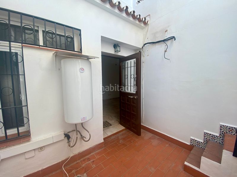 Foto b01e1713-4090-47f1-bce6-6f543cda9f3c. Edificio en camino de los almendrales 105 en Olletas - Sierra Blanquilla Málaga