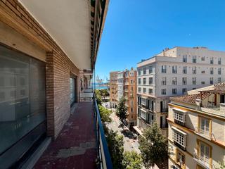Piso en Calle casas de campos 4