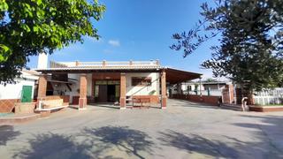 Chalet à Playa de Granada. Gran vivienda rústica a 5 mits de motril!!!!..