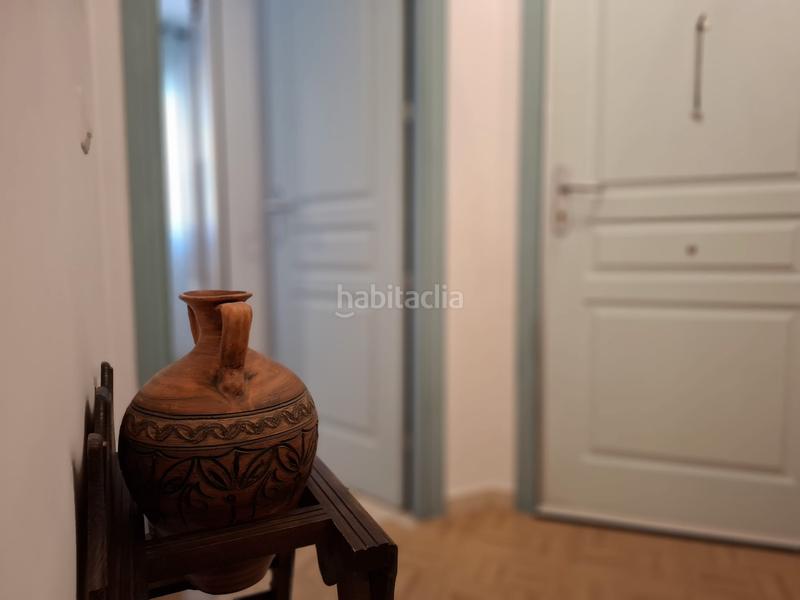 Foto c2e5af50-364e-443c-bf25-52f1c1380f89. Piso  amueblado y con piscina, a la venta en Torrenueva Motril
