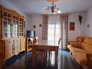 Pis en Torrenueva.  por fin !! vivienda amplia, completa. 3 dormitorios 2 baos