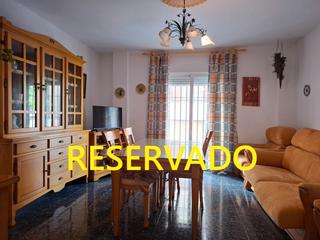 Pis a Torrenueva. ¡¡ por fin !! vivienda amplia, completa. 3 dormitorios 2 baños