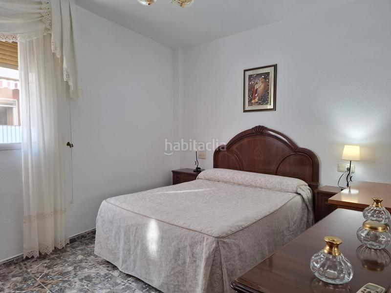 Foto 03d0f52a-a7c7-46b4-a07b-085474b69e96. Piso ¡¡ con cochera y trastero !!..... atención a este estupendo piso de 3 dormitorios en Motril