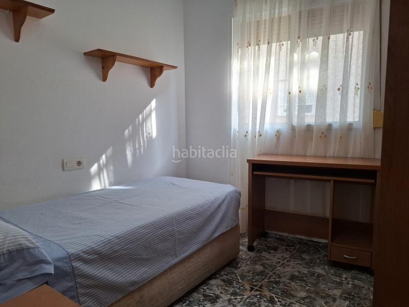 Foto 53bd724c-9bff-48b5-a6c9-6a223c9d03b1. Piso ¡¡ con cochera y trastero !!..... atención a este estupendo piso de 3 dormitorios en Motril