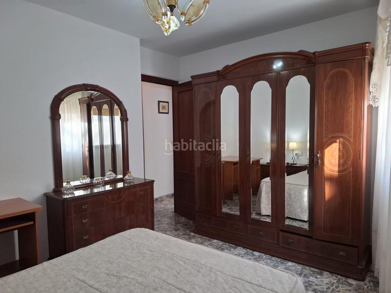 Foto a2550c29-9f51-435b-8710-1089d7a1bf93. Piso ¡¡ con cochera y trastero !!..... atención a este estupendo piso de 3 dormitorios en Motril