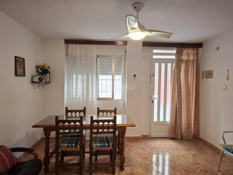Foto 19e6ba84-a77a-4abd-81f3-8541a3d99a68. Piso en calle duque de rivas 3 viva cerca el mar!!!..apartamento de más de 70m2 en Motril