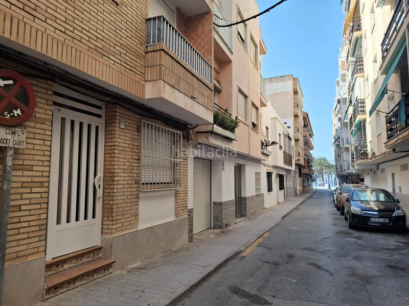 Foto 93d5d25b-352c-4a9e-9d2b-4a403bde9a07. Piso en calle duque de rivas 3 viva cerca el mar!!!..apartamento de más de 70m2 en Motril