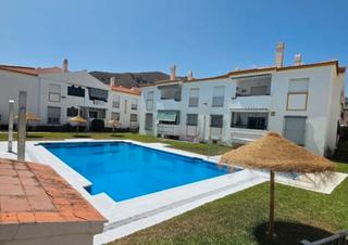 Rez-de-chaussée à Calahonda - Carchuna. ¡¡ con cochera !!..... apartamento en urbanización con piscina