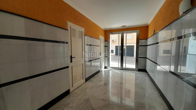 Foto 5a11f34e-ae91-4f02-8004-a0d2caf15c19. Piso en calle las salinas 2 ¡¡ ocasión !!..piso de más de 80m2, con 3 dormitorios en Motril