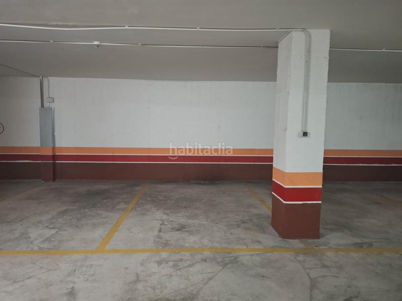 Foto 33945dc5-99b9-4380-a591-b1f2c398eb45. Piso estupendo piso con cochera, trastero y piscina en Motril