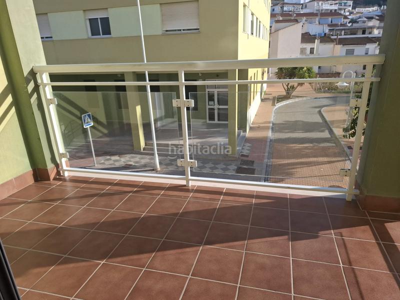 Foto 4c3183c3-9a79-4215-bdc9-cbee4103daf1. Piso estupendo piso con cochera, trastero y piscina en Motril