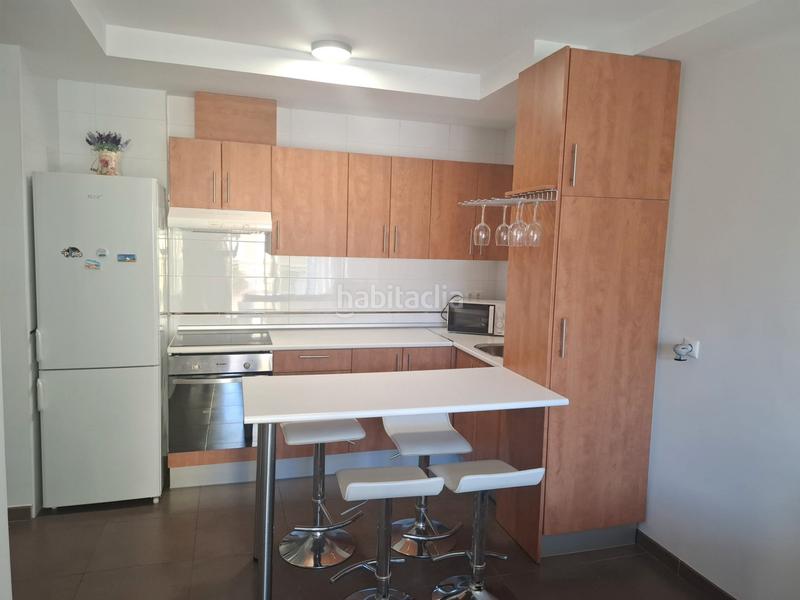 Foto 9b751479-2533-4939-ba0a-248fdbd0adaa. Piso estupendo piso con cochera, trastero y piscina en Motril