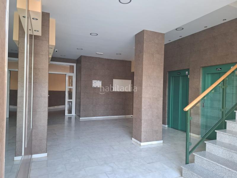 Foto a86c6307-bc27-4df7-b535-6b812b9c0076. Piso estupendo piso con cochera, trastero y piscina en Motril