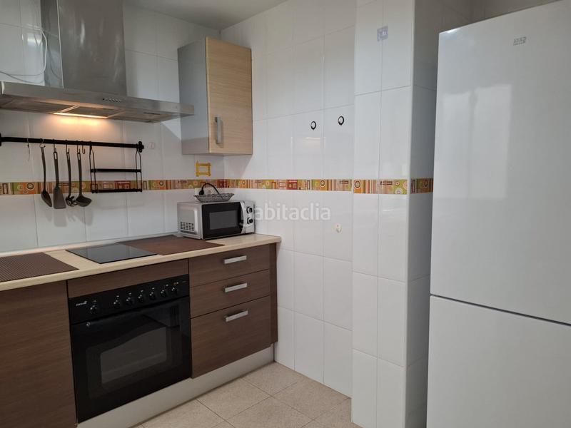 Foto eeb57861-26d8-4a4a-9ca0-c6b7b0f27e25. Pis a Torrenueva Motril