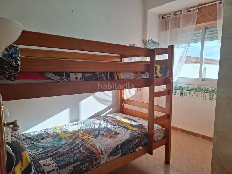 Foto d87ced1c-9b26-4735-bb45-9ba1c271fa8a. Pis a calle tornado 6 a Torrenueva Motril