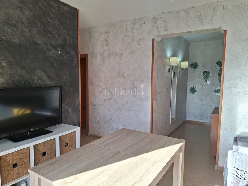 Foto f427d226-6cee-4d80-b34f-32bbfbb6418a. Pis a calle tornado 6 a Torrenueva Motril