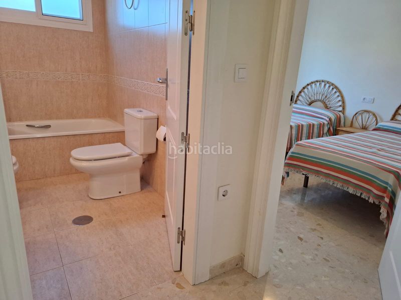 Foto 1c69e909-2365-4817-b49f-c686cd7d9f0c. Piso magnífico piso en venta en calahonda con cochera en Motril