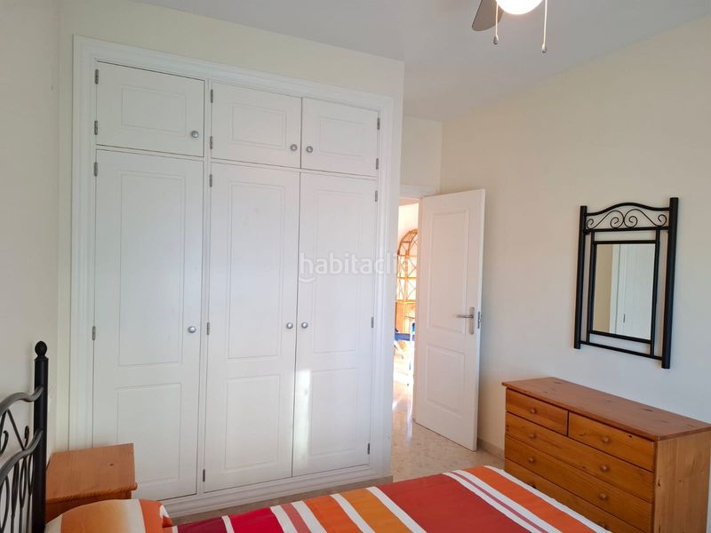 Foto b47eb1cb-db57-402b-af9d-617ef749b71c. Piso magnífico piso en venta en calahonda con cochera en Motril