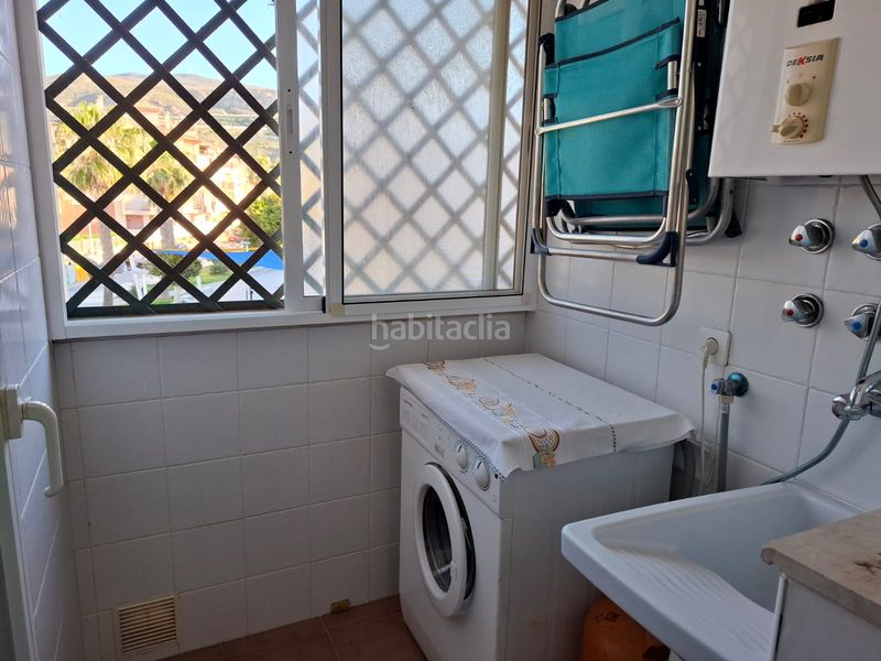 Foto cd7d3082-8d0a-4d44-881b-85661471861c. Piso magnífico piso en venta en calahonda con cochera en Motril