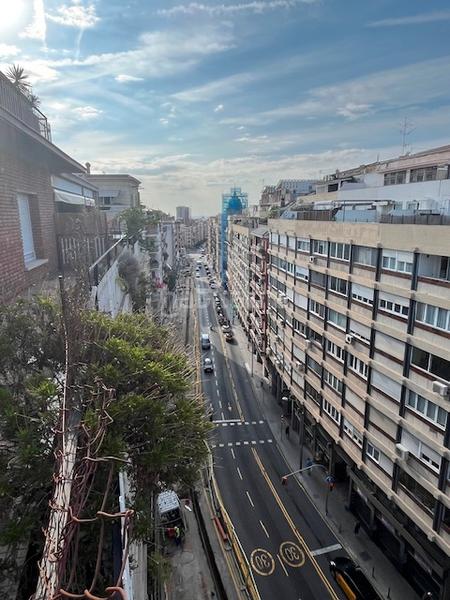 Foto 4f968e40-f57f-4141-9685-262aa50ec845. Miete dachwohnung mit heizung in Putget - Farró Barcelona