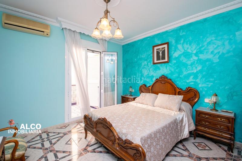 Foto 09e5541d-8d02-4aa2-aed5-9161313ec1a3. Chalet mit parking in Urbanización Santa Rosa Torrox