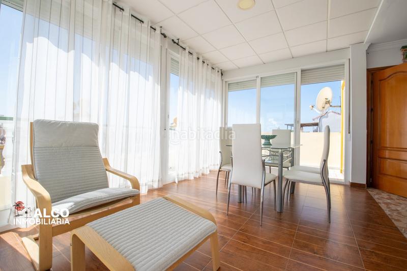 Foto 2c7e1848-d6f6-4d63-acbc-a42a204c1bea. Chalet mit parking in Urbanización Santa Rosa Torrox