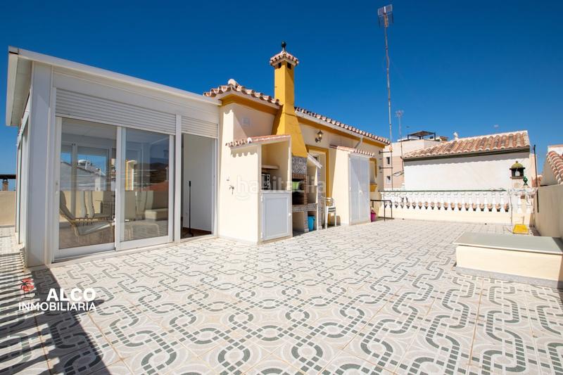 Foto 48ef7cbc-053c-4fd0-9556-2b57f9933669. Chalet mit parking in Urbanización Santa Rosa Torrox