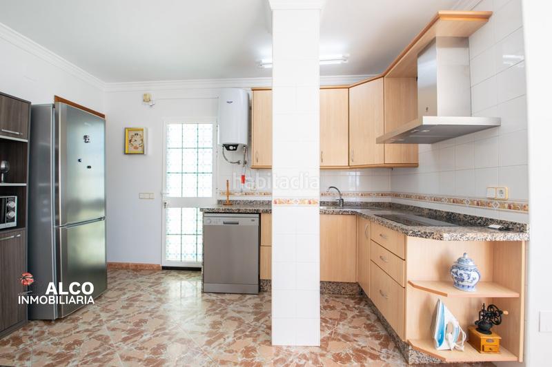 Foto 5f467b43-fa5d-48e4-af1d-af4035b22ed8. Chalet mit parking in Urbanización Santa Rosa Torrox