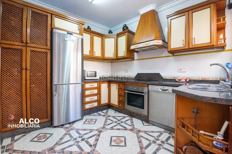 Foto 5fc975e3-1ac0-4f47-94da-ee2b3f26aed8. Chalet mit parking in Urbanización Santa Rosa Torrox