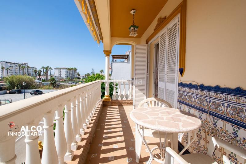 Foto cbbcb484-ffad-41b6-a285-fdf11ac6d6d0. Chalet mit parking in Urbanización Santa Rosa Torrox