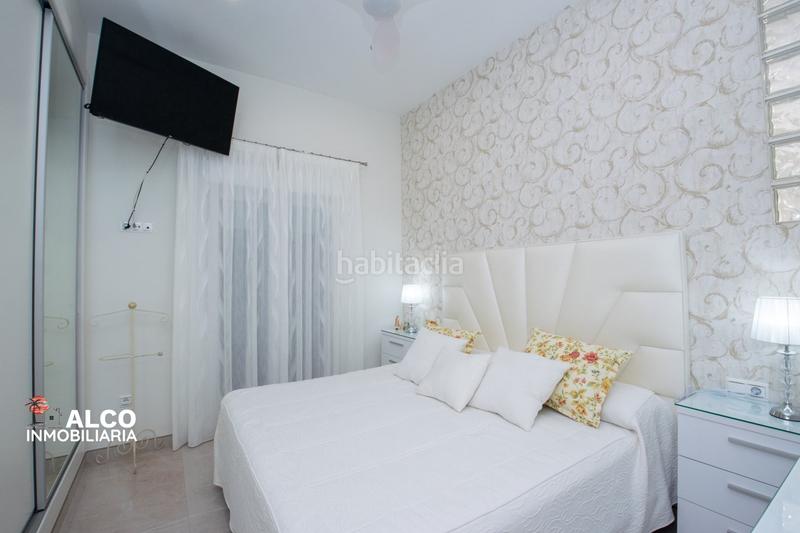 Foto cdde4b97-b33f-46f3-96f8-5258288e9b02. Chalet mit parking in Urbanización Santa Rosa Torrox