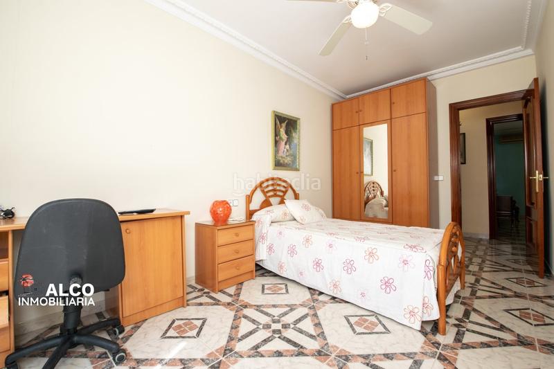 Foto dba619c4-6d7a-429f-a10d-1c26c0686245. Chalet mit parking in Urbanización Santa Rosa Torrox