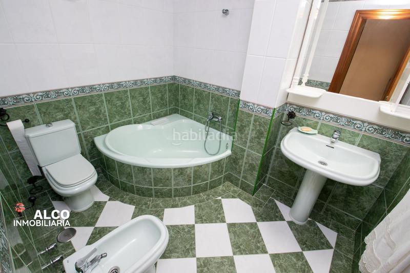 Foto dea92219-9c76-4573-a4e9-7e1f51f6572e. Chalet mit parking in Urbanización Santa Rosa Torrox