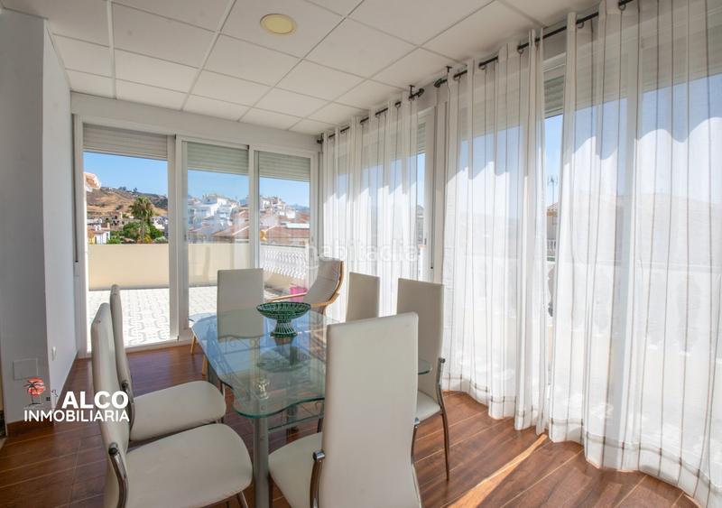 Foto f031ee60-e55b-4d93-8ce7-928790ddec19. Chalet mit parking in Urbanización Santa Rosa Torrox